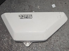 Genuine, Yamaha RD125 L/H Fairing panel trim cover.