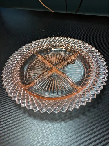miss america pink depression glass anchor hocking 4- part divided relish dish.