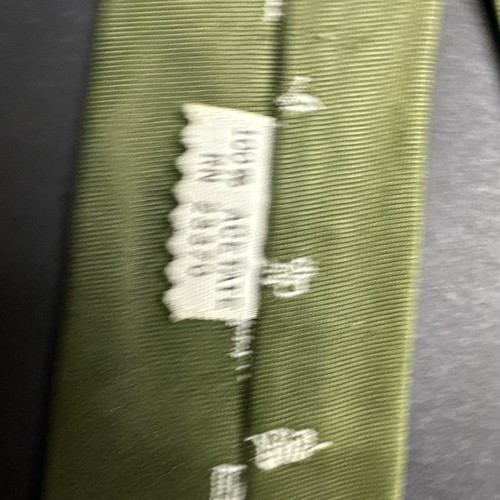 Vintage Olive Green Skinny Tie Asian Characters 55” - Picture 8 of 8