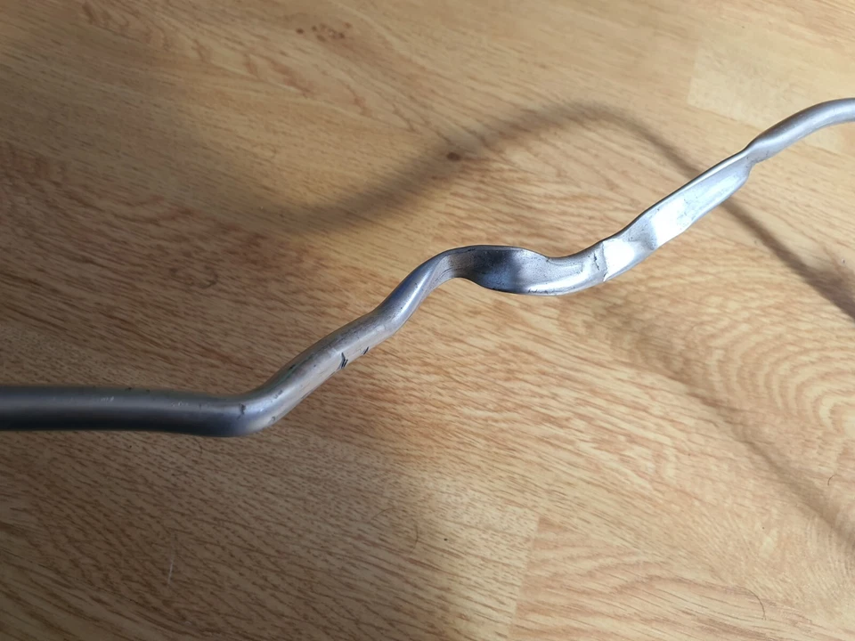 TOYOTA C-HR 1.8 HYBRID A/C LÍNEA LÍQUIDA 88710-F4071 GENUINO Foto 4 de 4