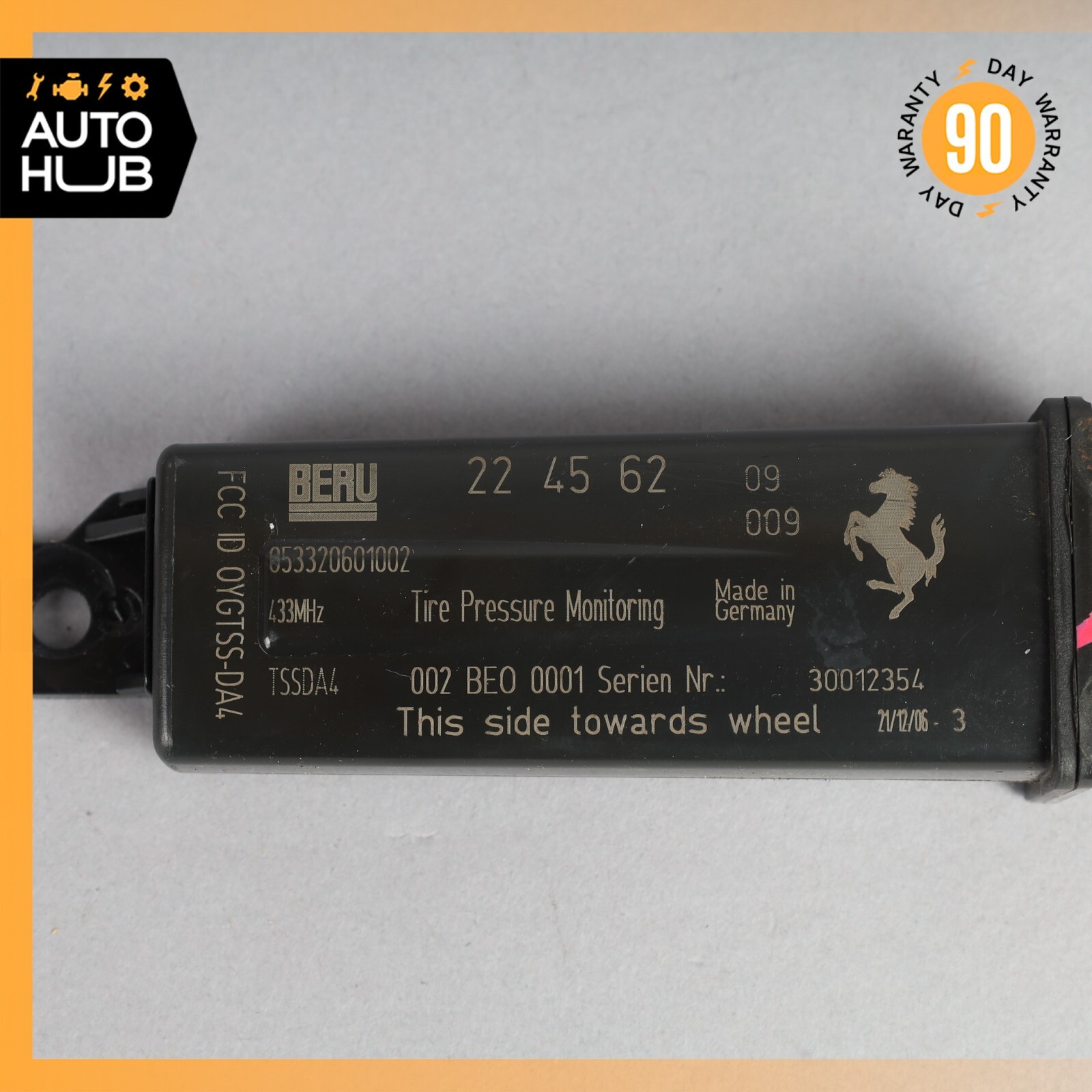 05-13 Maserati Quattroporte M139 Tire Pressure Monitor Sensor 224562 OEM
