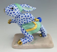 🦋 MINT HEREND Running Bunny Rabbit Sapphire Blue Fishnet Figurine ($440 Retail)