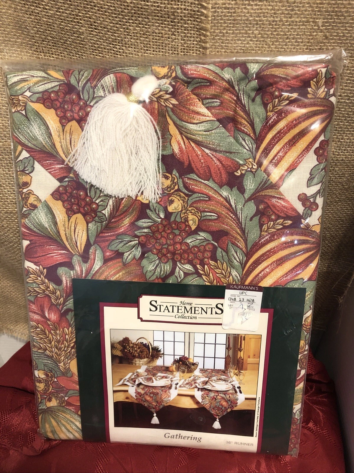 NEW OLD STOCK 36" Table Runner Fall Pumpkins Cranberries Thanksgiving Halloween