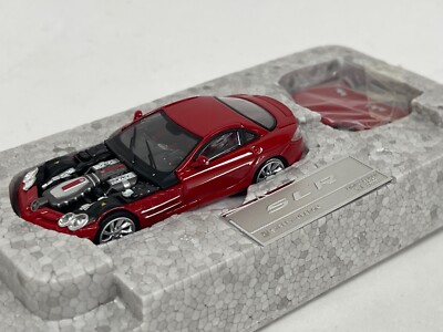 1/64 Stance Hunter Mercedes Benz SLR with Engine detail in Red 399