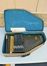  Old Autoharp by Oscar Schmidt, In Carrying Case, With Tools  CU206 