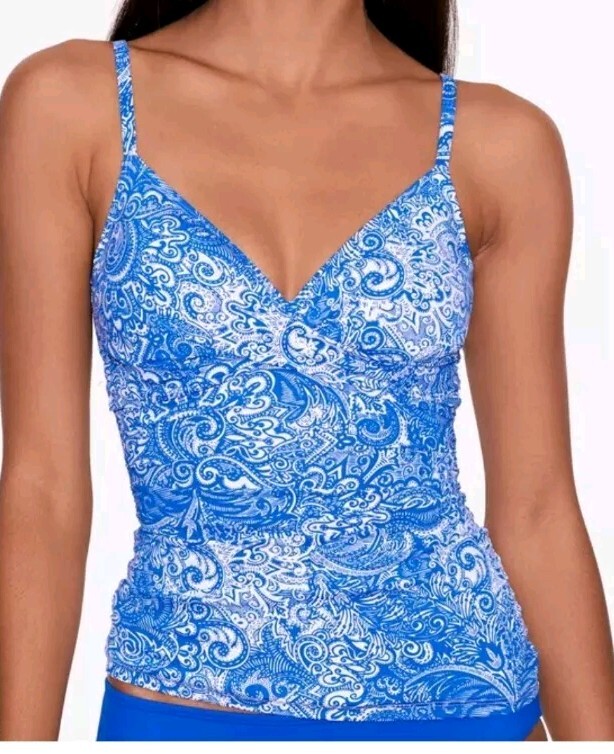marita maillot curve