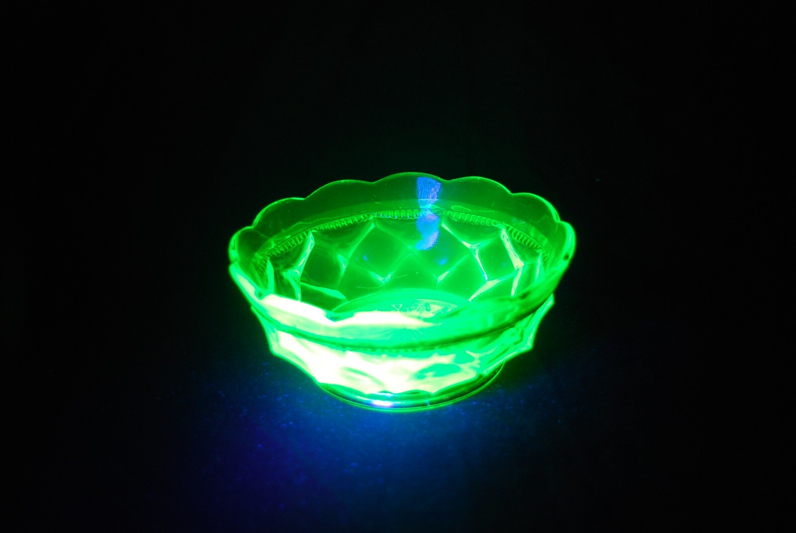 Picture 1 of 4
