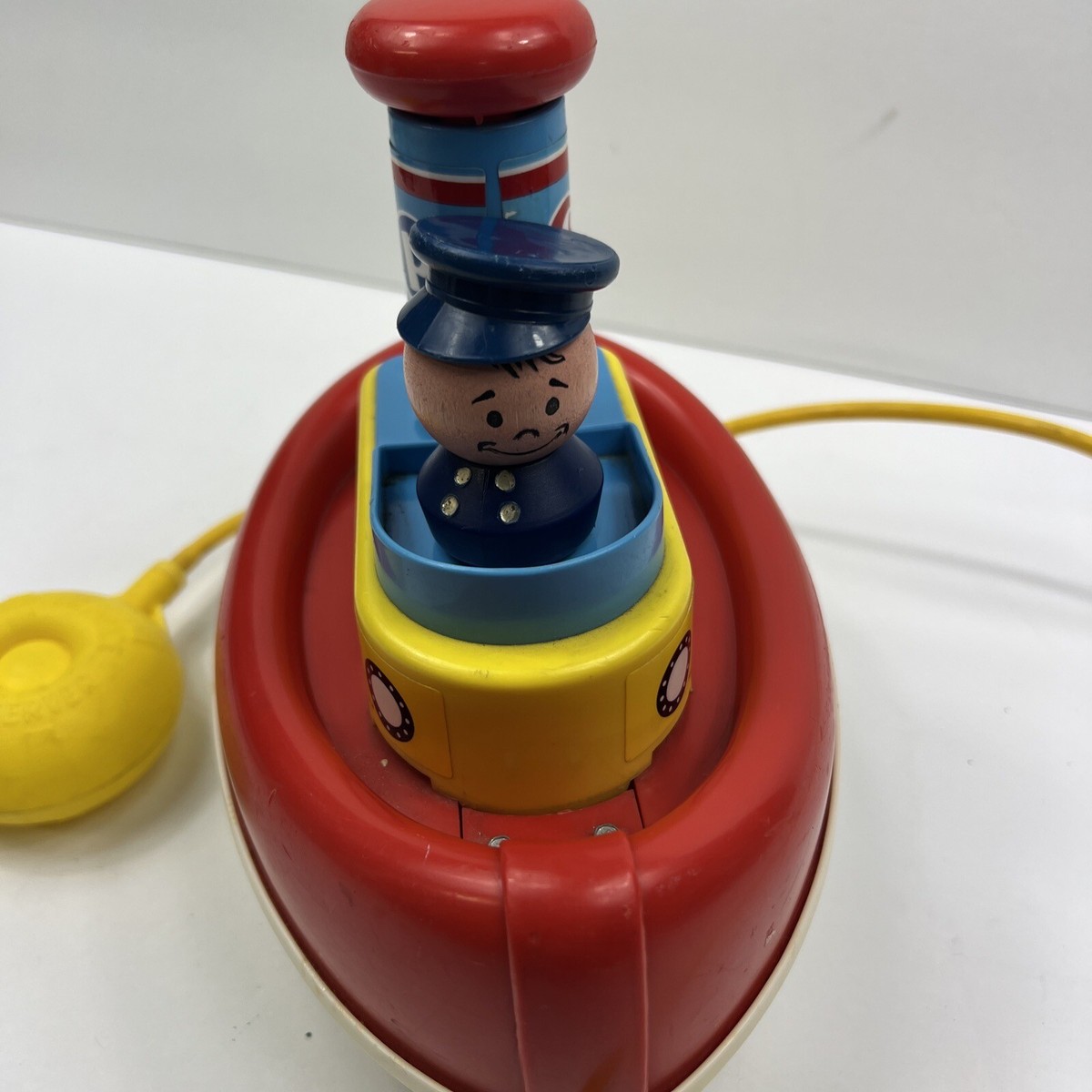 Fisher Price Tuggy Tooter 1967 Pull Behind Toy With Air Pump Bulb