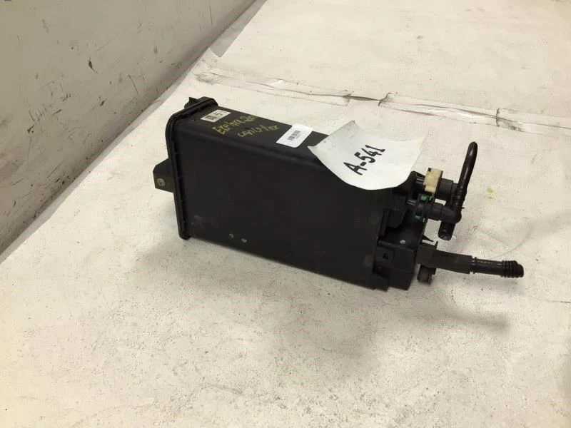 Ford Explorer XLT 2011 bote de vapor de combustible OEM+ Foto 3 de 4