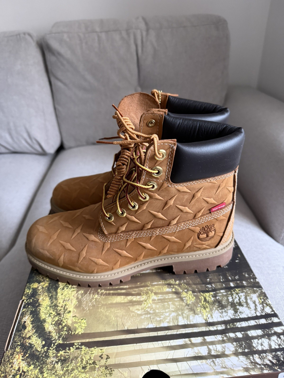 Supreme x Timberland 6 Inch Premium Waterproof Boot 'Diamond Plate’ Wheat image 4