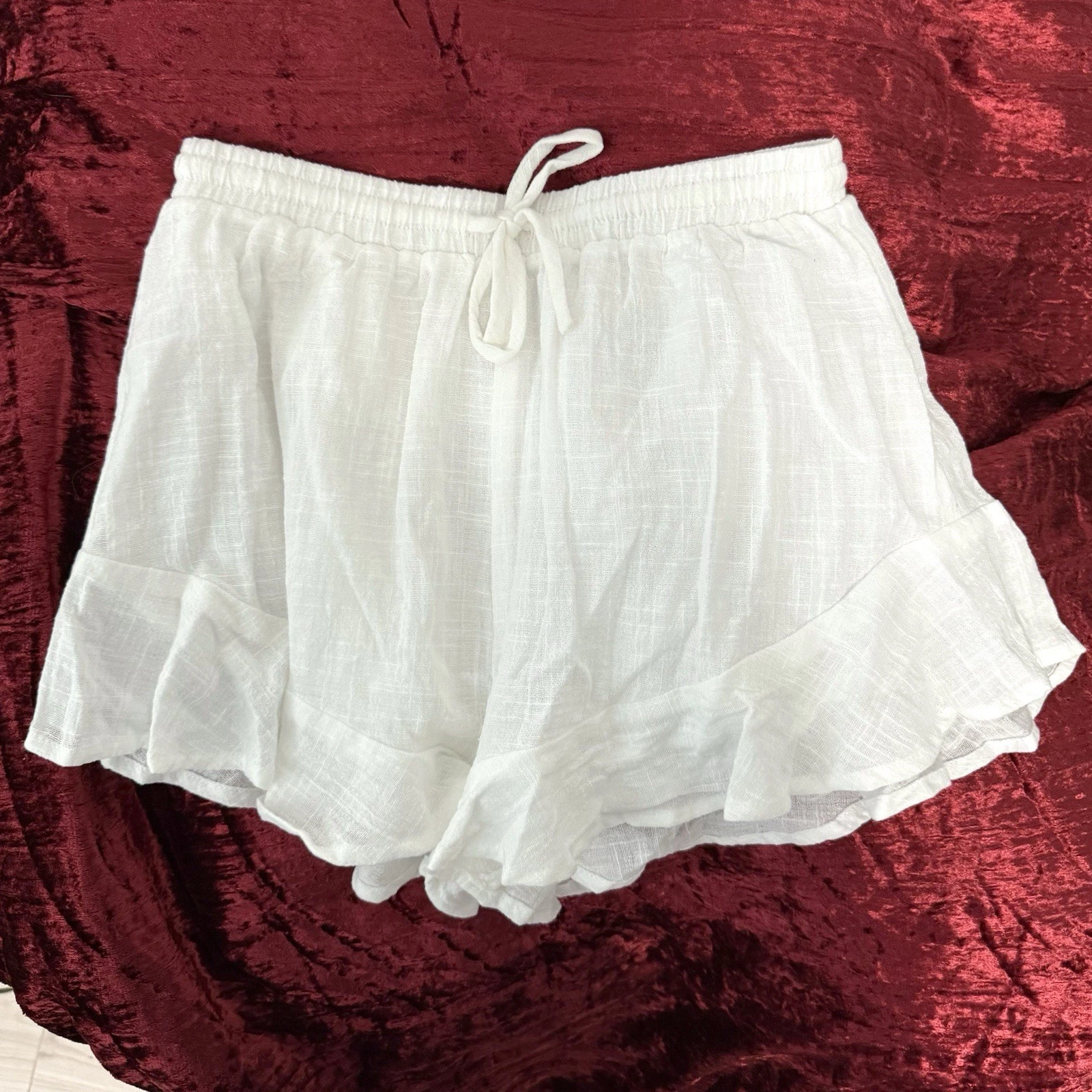 Cute Nwot HYFV White Ruffle Flowy Shorts Cotton Lined Size S M Elastic Waist