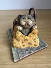 Border Fine Arts Comic & Curious Cats 'In The Bag'  A2184   2003