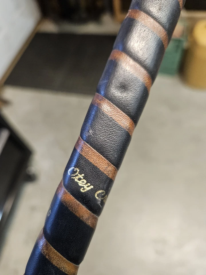 Otey Crisman 18 HBW Super Deluxe 35" hickory shafted leather wrap grip putter RH - Image 3 of 4
