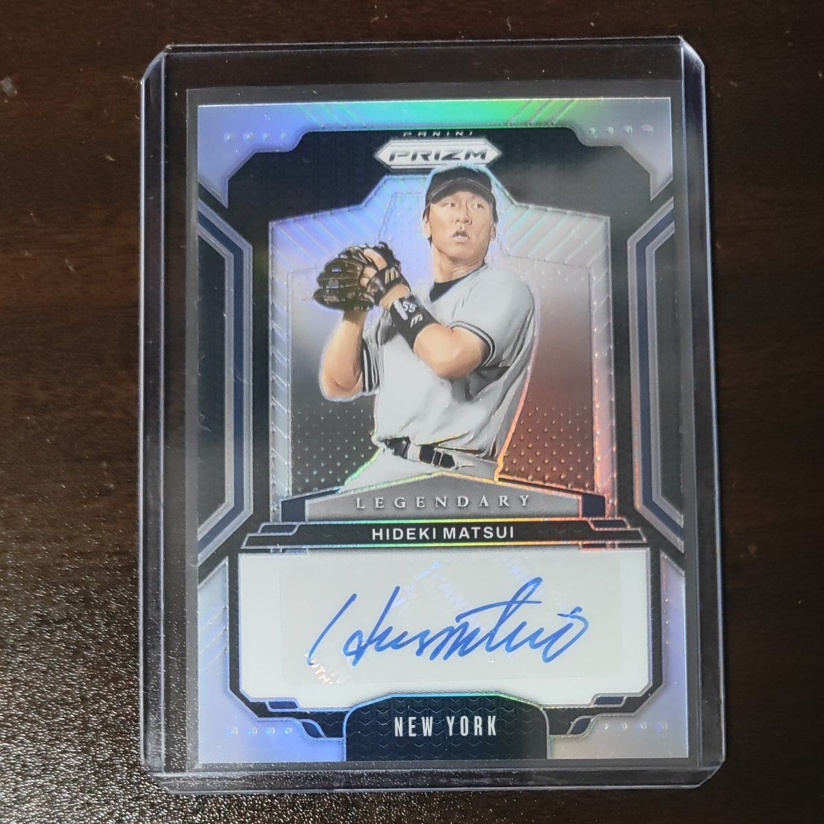 Hideki Matsui PANINI PRIZM LEGENDARY Autographed Card NEW YORK