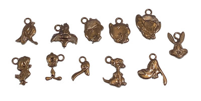 Looney Tunes Gumball Charm Bracelet bugs elmer Beaky Buzzard Sniffle C Vintage