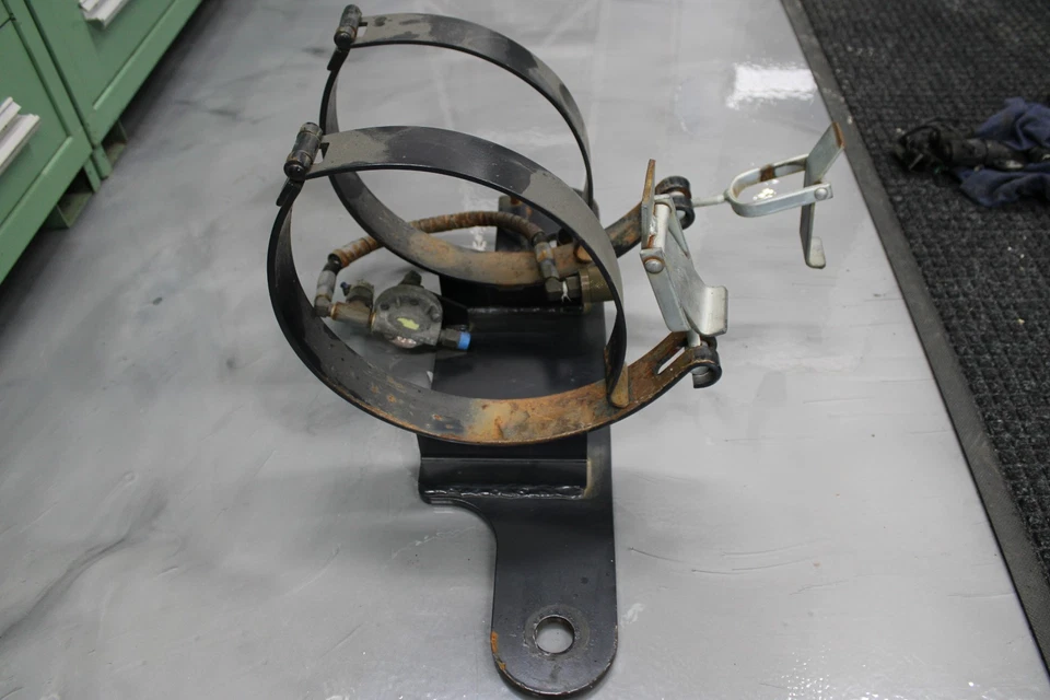 Used OEM Doosan LP Tank Holder Bracket A402975 - Image 4 of 4