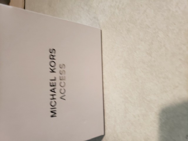 michael kors smartwatch mkt5030