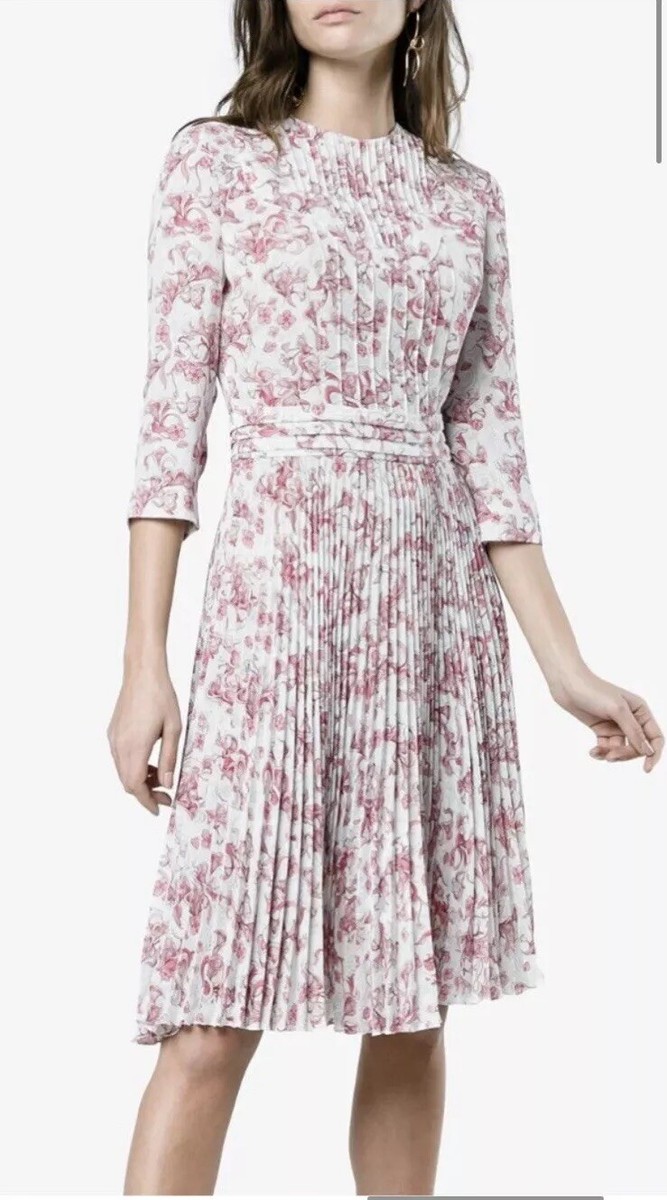 Prada Rare James Jean Resort 2018 Pink Bunny Rabbit Pleated Dress