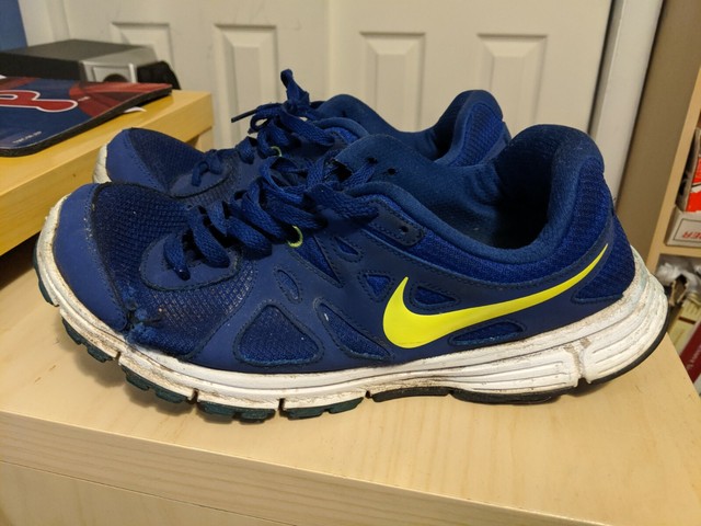 hyper revolution nike