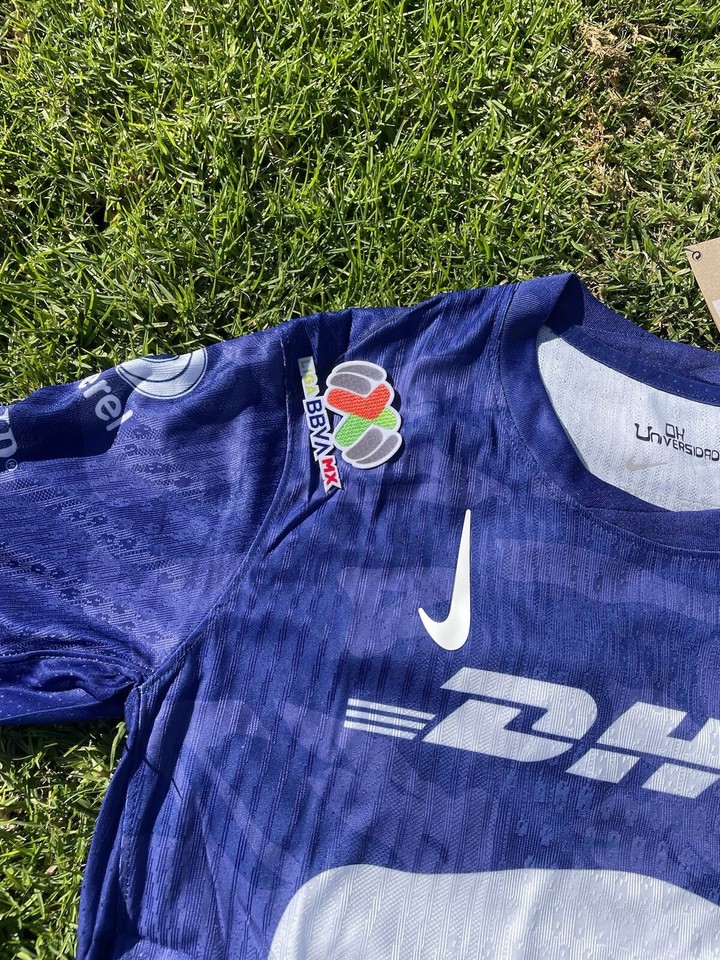 Pumas Unam alternative jersey morada player version /version jugador