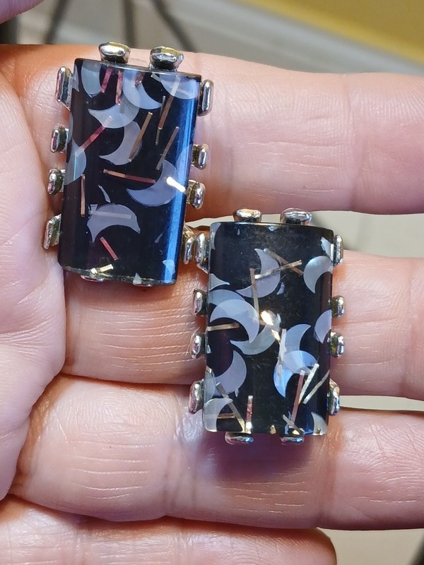 Vtg Black Gold Lucite Inclusion Flake Glitter Earrings Clip On Moons MCM Gothic 