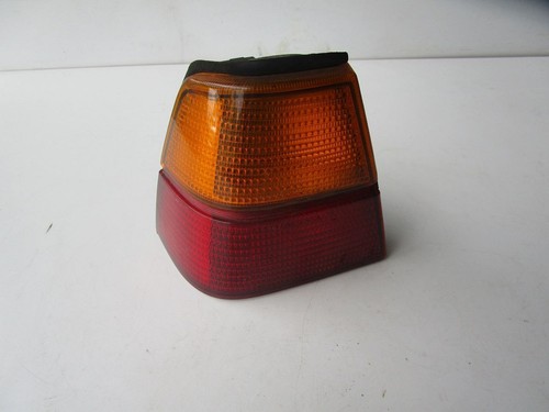 Rückfahrleuchte Rückleuchte links aussen 321945111T VW PASSAT (32B) 1,6