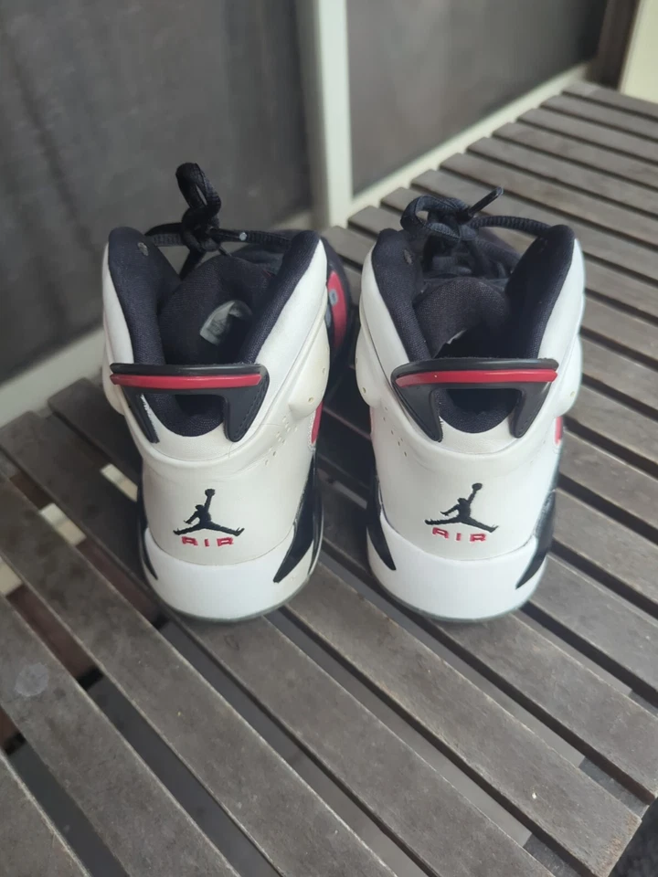 Nike Jordan 6 Carmine Tenis Zapatos Negro Blanco Rojo Talla 6y GS DM1159-006 Air Foto 3 de 4