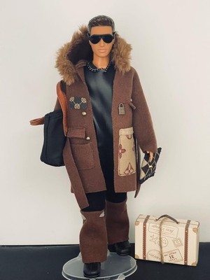 Ken Barbie Puppe mit Luxus Design Handarbeit Kleidung Zubehör