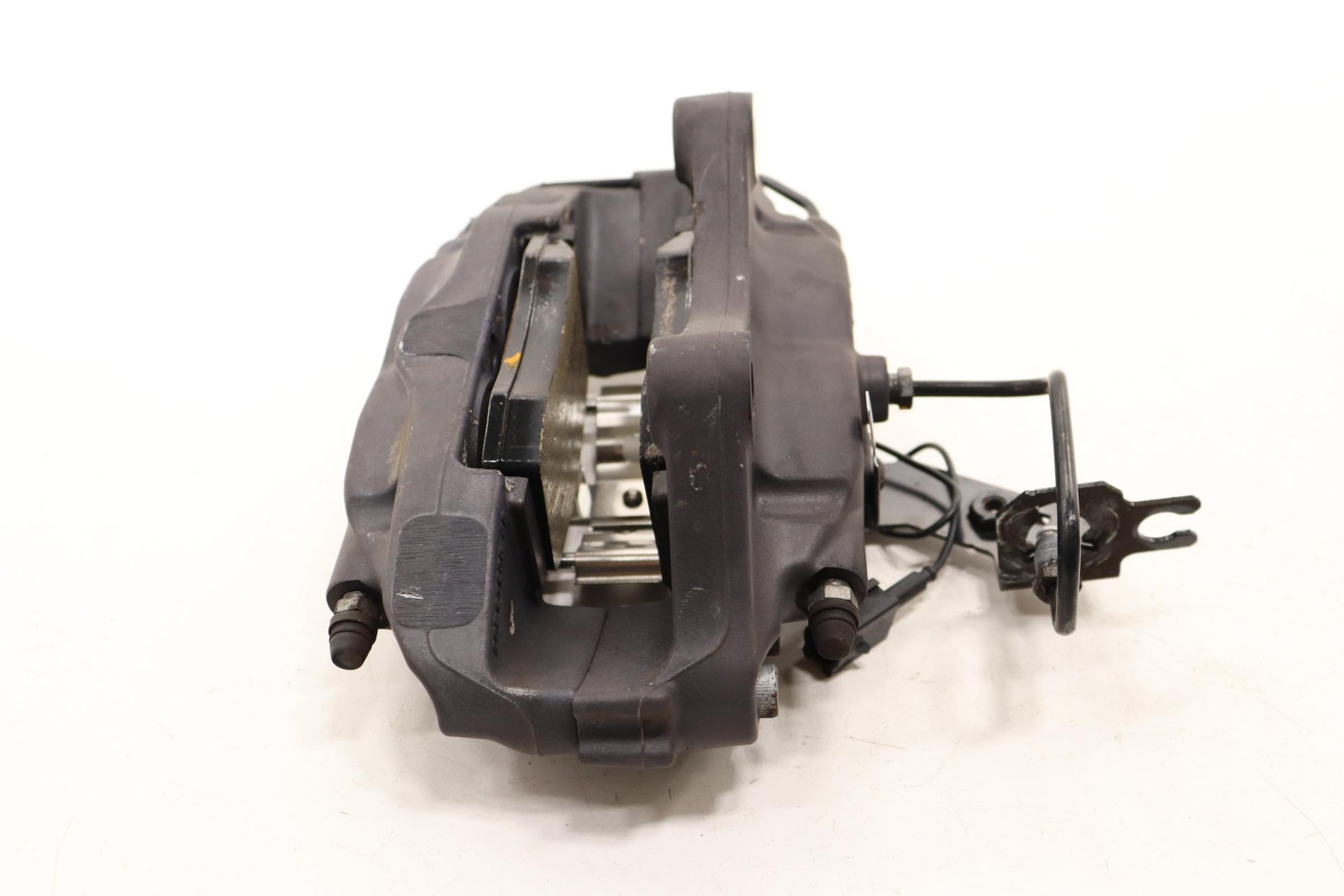 2017 - 2024 MASERATI GHIBLI REAR LEFT SIDE DISC BRAKE CALIPER OEM 06700397750