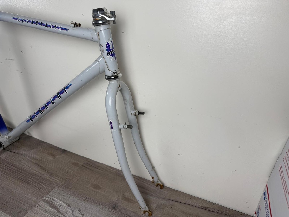 自転車本体 クロスバイク Bianchi BACKSTREET ホワイト 700C