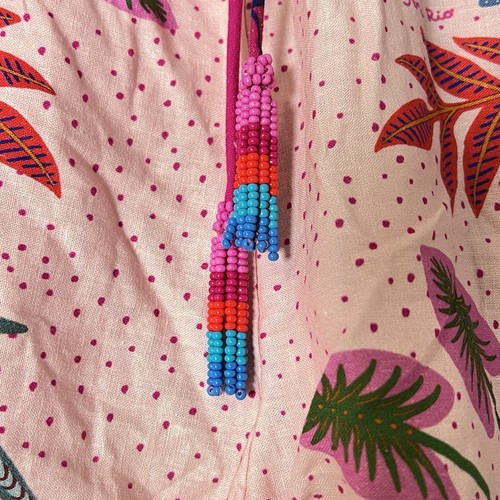 NUEVO CON ETIQUETAS $120 FARM Rio Guacamayo Bufanda Pantalones Cortos Verano Vacaciones Talla Cuentas Boho Rosa XS - Imagen 2 de 8