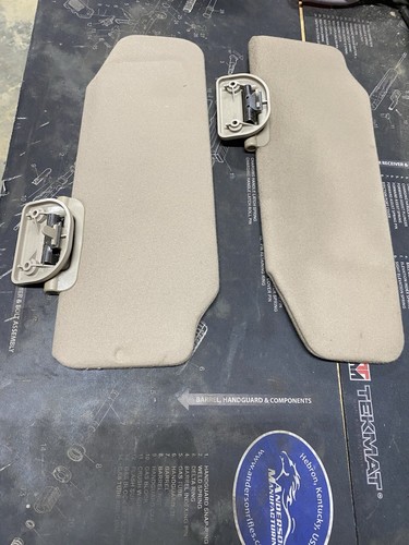00-05 Ford Excursion Tan Secondary 2rd Rear Dual Sun Visors Pair Set Brown Oem - Foto 9 di 13