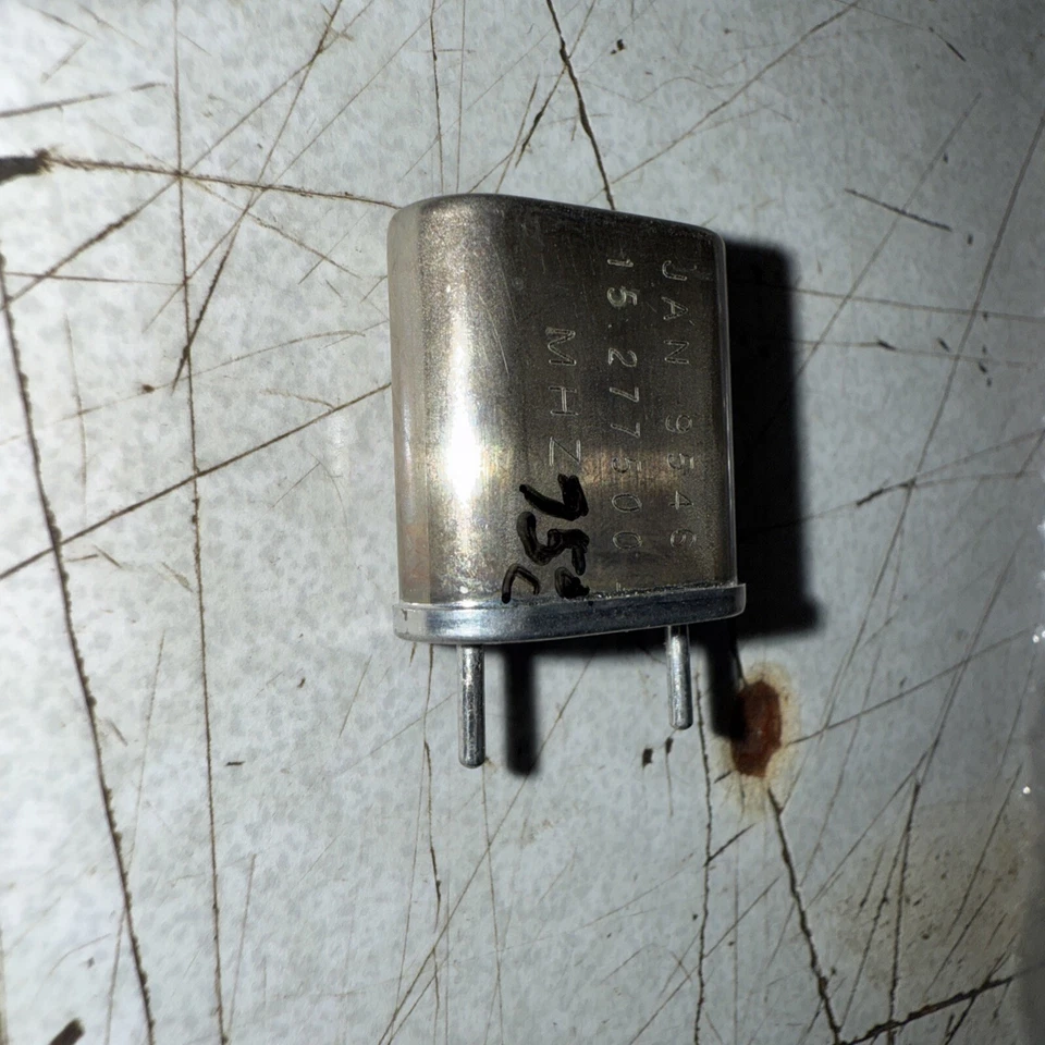 COLLINS S 系列 15277500 MHZ 11M 带水晶 HC-6/U 如图所示 Gb20 Xtal 盒子 — 第 2/4 张图片