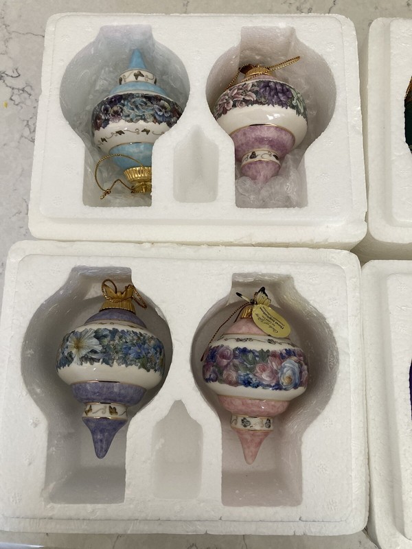 BRADFORD EXCHANGE ORNAMENTS LOT OF 8