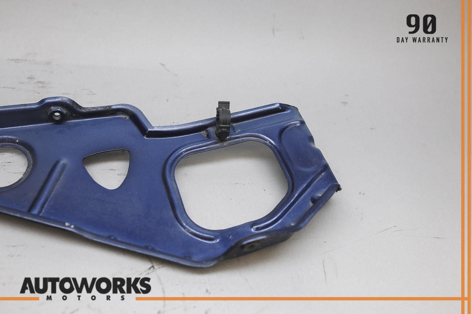 03-08 Maserati Quattroporte M139 Front Right Side Headlight Support Bracket OEM