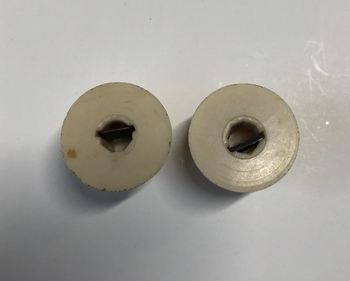 Menge 2 Vintage 40er-60er Jahre Creme oder Cremeweiß Kugel Radio Regler - Bild 4 von 4
