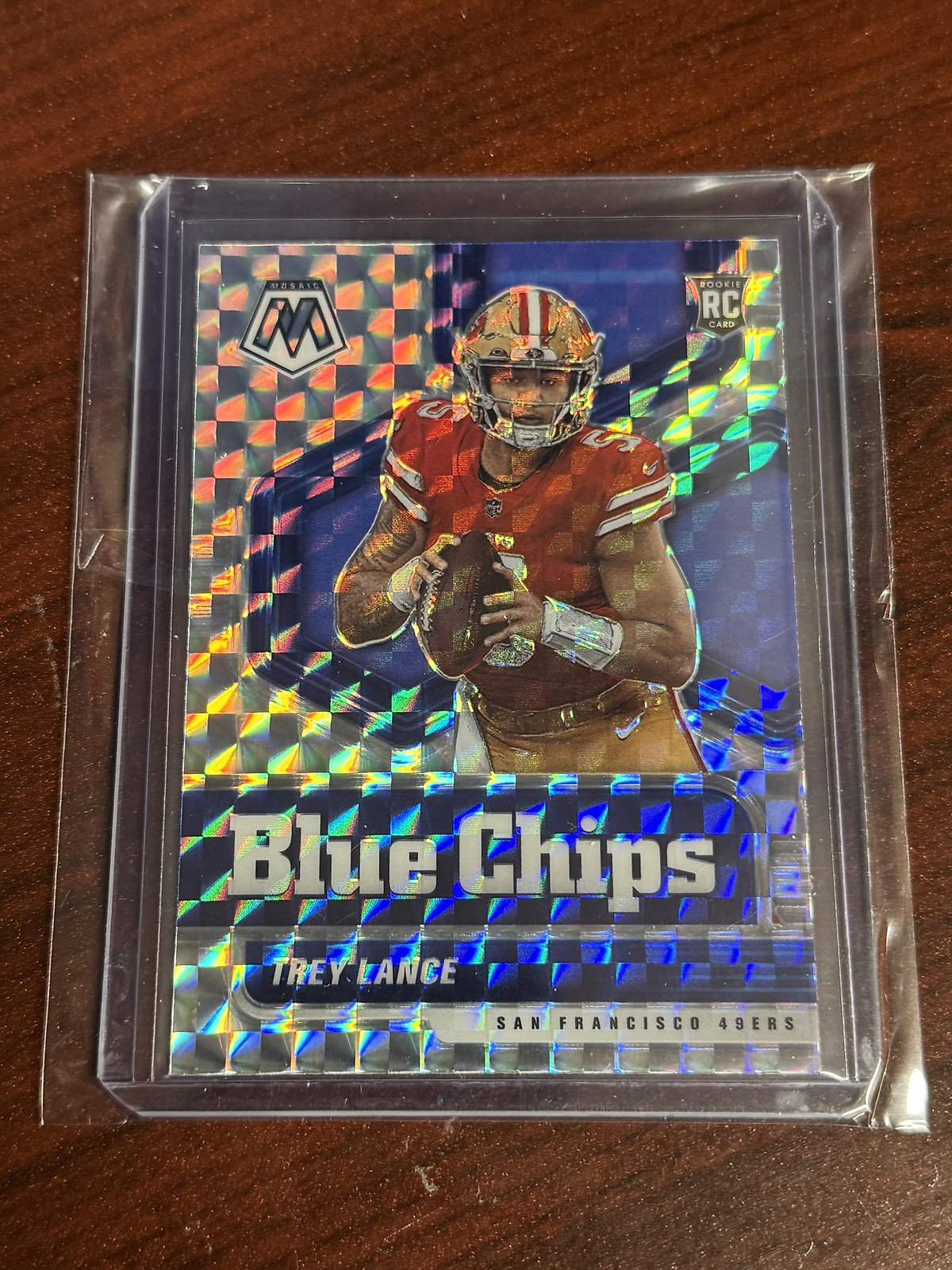 2021 Panini Mosaic #3 Trey Lance Blue Chips