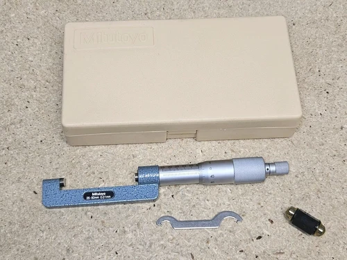 Mitutoyo No. 147-302 hub micrometer 25mm - 50mm - metric 
