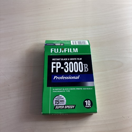 Fuji FujiFilm Instant black&white film Super Speed Expiration FP-3000B New