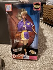 1998 Los Angeles Lakers BARBIE NBA Basketball #20704 MATTEL for
