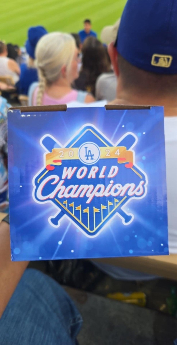 🔥🔥💙 LA DODGERS “ REPLICA TROPHY” 2025💙 🏆 🏆 | eBay