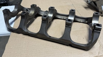 GOOD USED CRANK SHAFT HOLDER FOR 2.4 PSI ENGINES OEM HYSTER YALE FORKLIFT