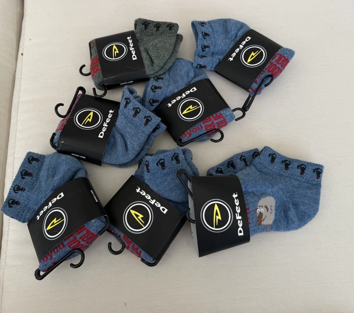 Seven Pairs Lot DeFeet Woolie Boolie Logo Men 7, Women’s 6-8 Wool Sock Size S