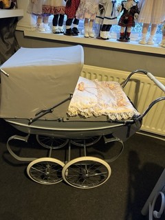 Vintage Silver Cross Coach Built Dolls Pram In Lovely Condition!