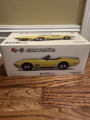 AutoArt MILLENNIUM  # 71161  1969 Chevy Corvette (Datyona Yellow)  Ltd Ed  1/18