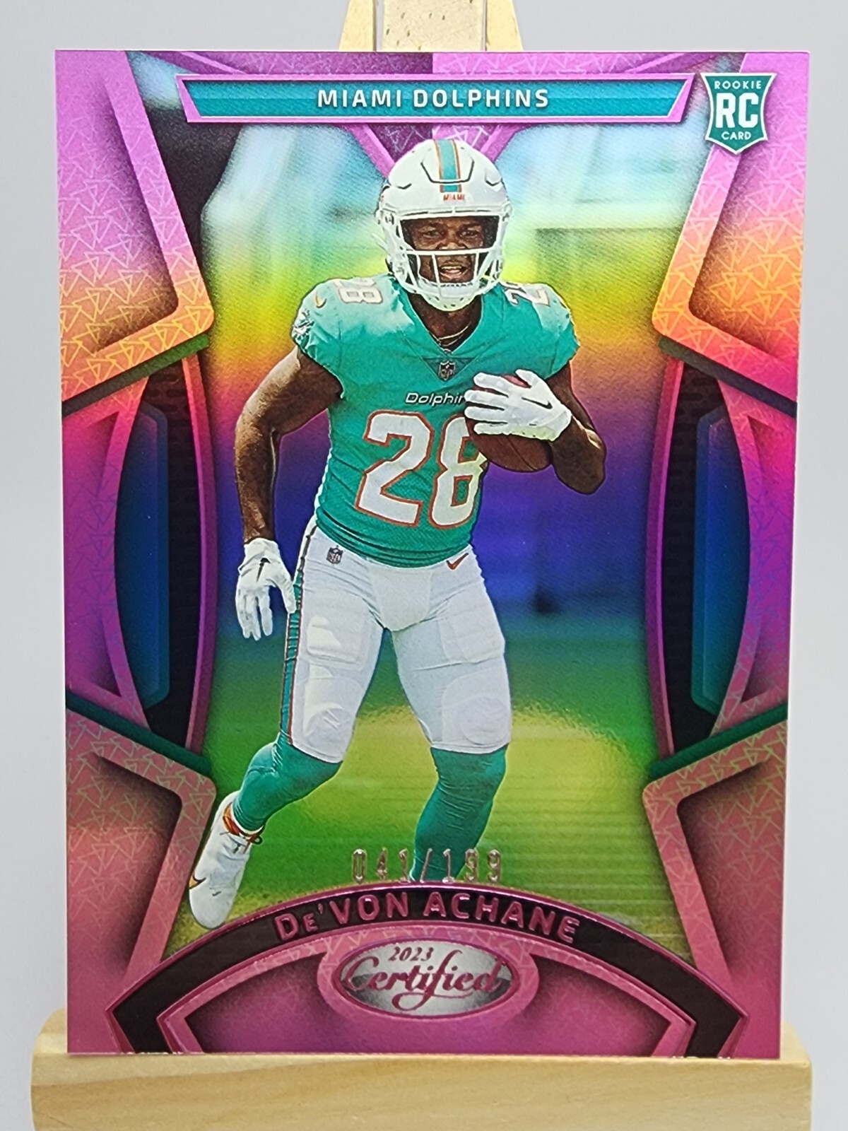 De'Von Achane 2023 Certified Mirror Pink RC Rookie #160 /199 Miami Dolphins