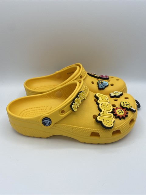 justin bieber crocs size 7