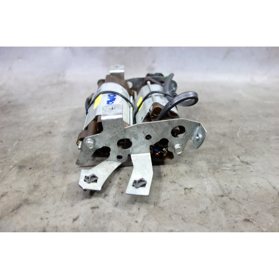BMW E38 7-Series E39 Right Front Seat Height Tilt Adjustment Motor Pair OEM - Изображение 3 из 4