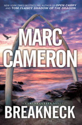 Breakneck: A Captivating Novel of Suspense (An Arliss Cutter Novel) - GOOD