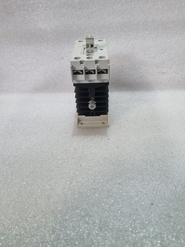 Siemens 3RF2410-1AC45 Contacteur Gratuit Envoi Rapide - Photo 6 sur 8